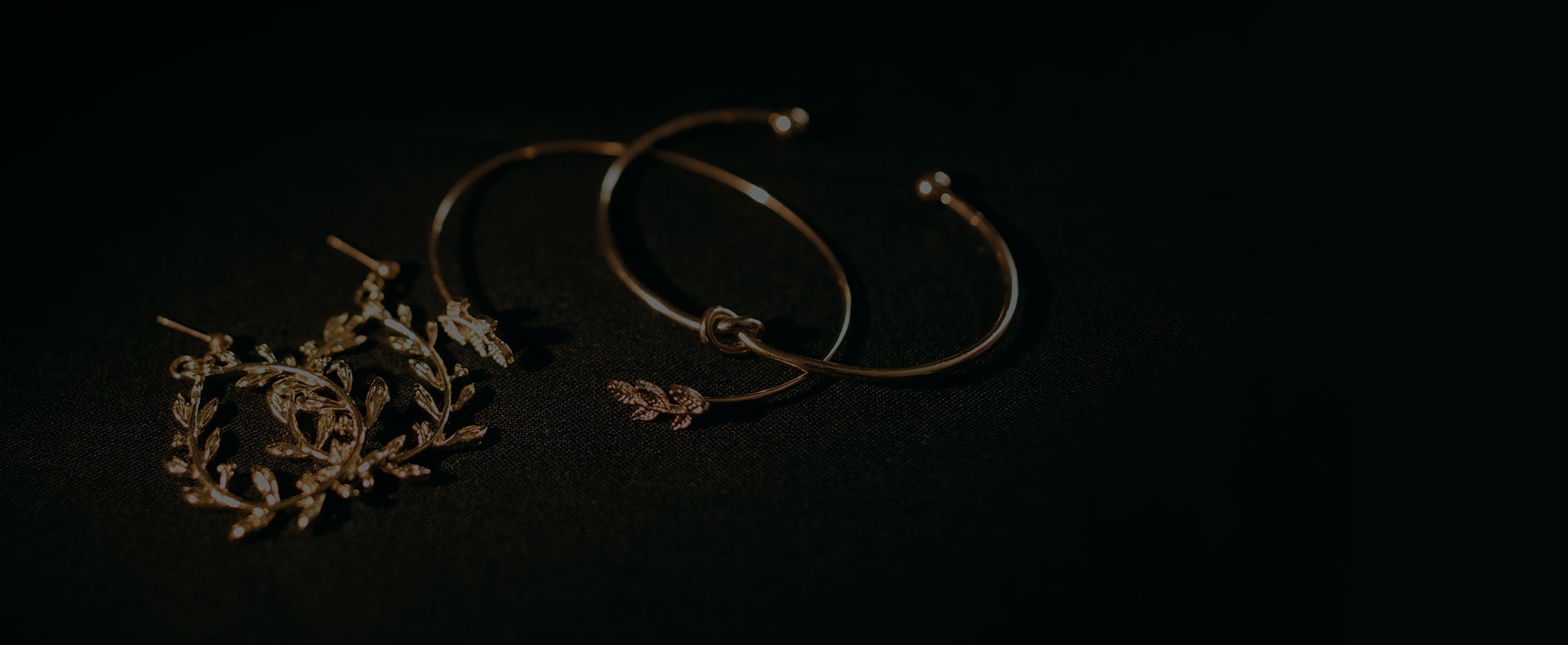 EXCEPTIONAL JEWELLERY
